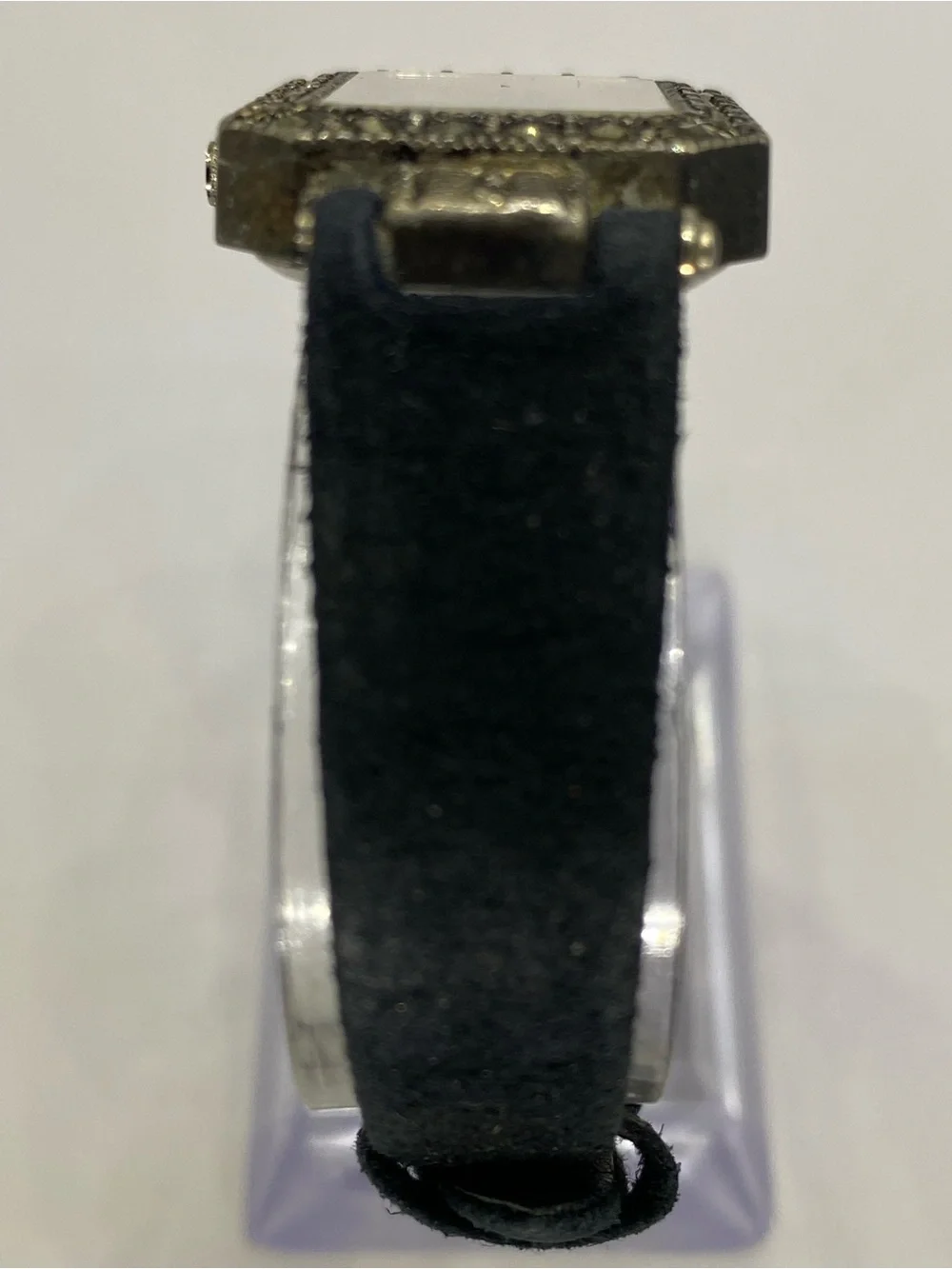 *** FUTURA ^^^ Rectangular Crystal Accent Quartz Watch / Japan movement ***